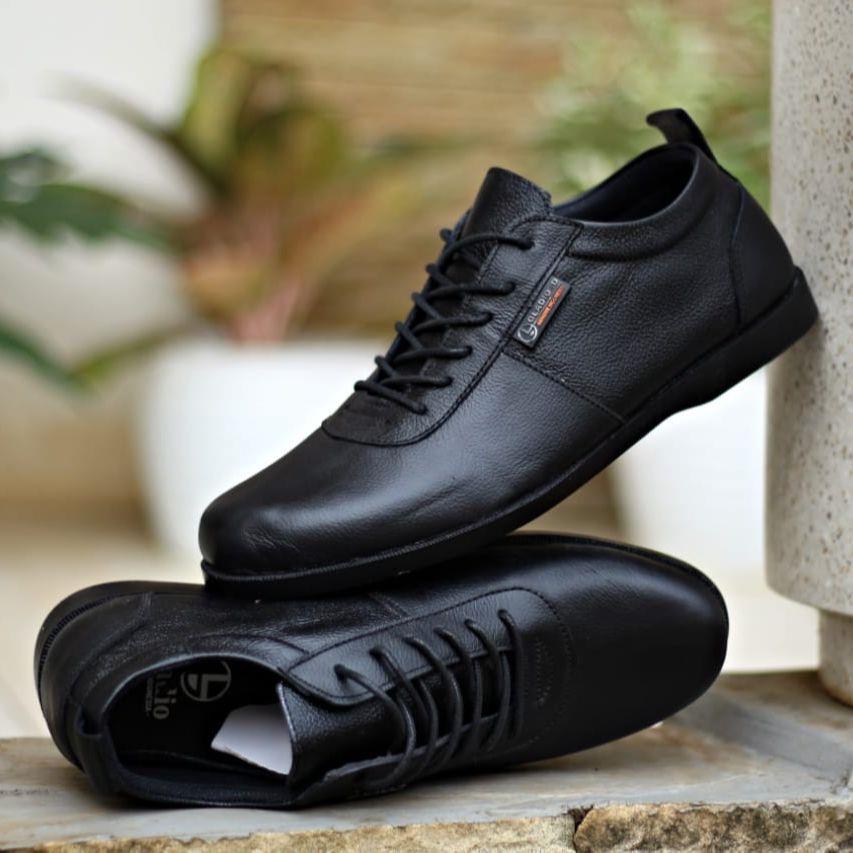 COD!! Sepatu Sneaker Kasual Pria Hitam Gladio Pansus Bahan Kulit Kerja Formal Nyaman Keren Santai Bayar Di TEMPAT