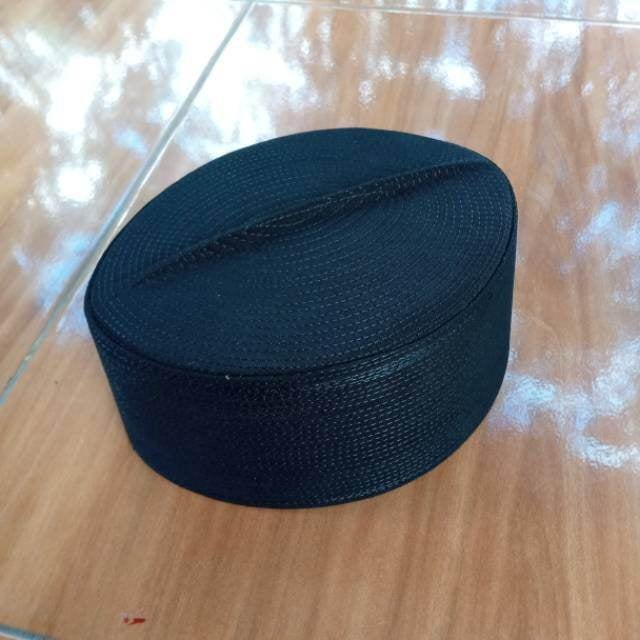 PECI HITAM KALBUT SONGKOK HITAM PECI KALBUT Kopyah Anak Kopyah Dewasa Polos Peci Putih Hitam Polos Songkok Hitam Nasional Oleh Oleh Haji Umroh Murah Songkok Polos Peci Batok Hitam Putih Peci Kalbut Warna Peci Rajut Peci Malaysia Hitam Peci Rajut Hitamm