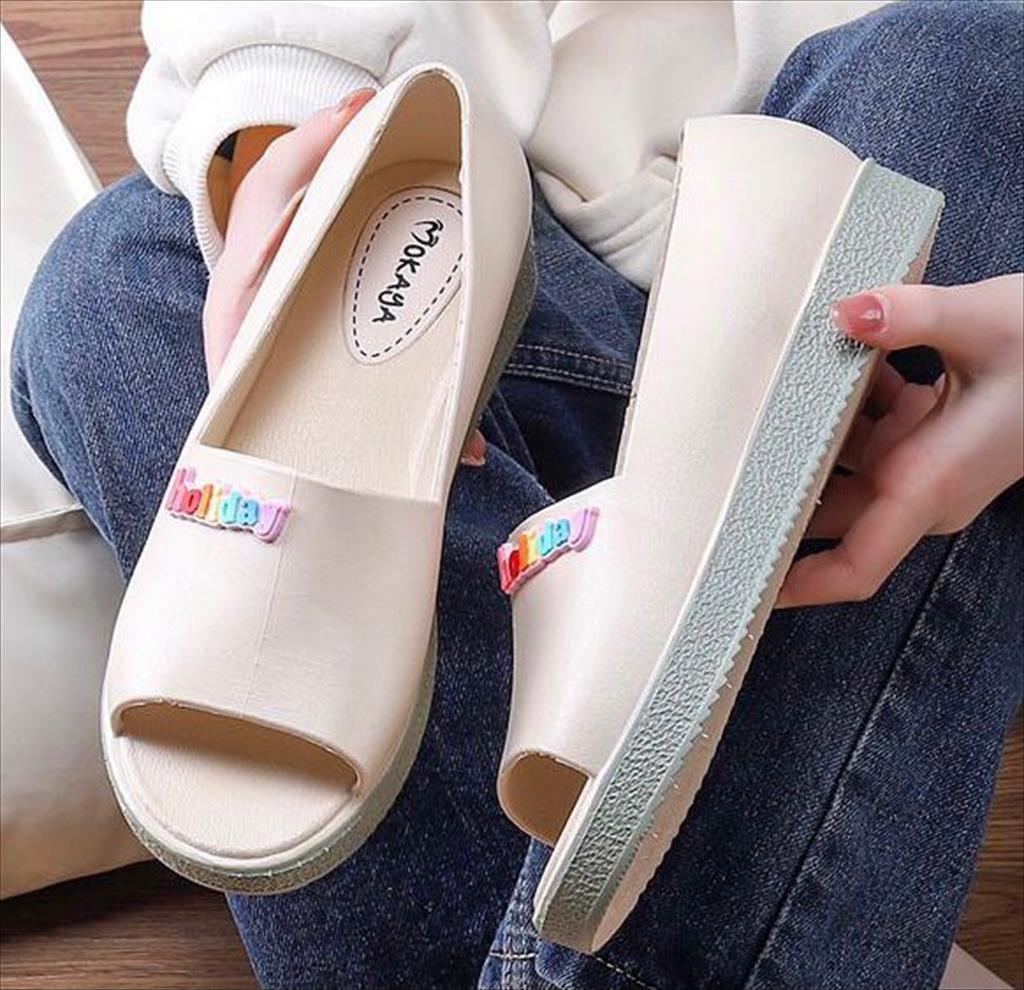 (1701-34) Sepatu Slop Jelly Wanita Motif Holiday Sol Tebal Super Empuk Lucu Trendy Import Mokaya / Size 37-41