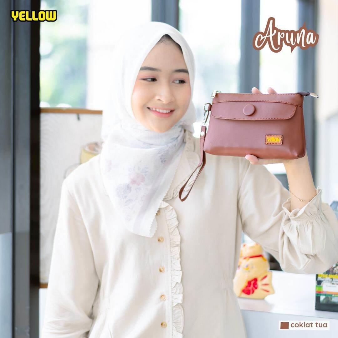 ARUNA BY YELLOW DOMPET 3 RUANG BAHAN CHOCOLY WATERPROOF