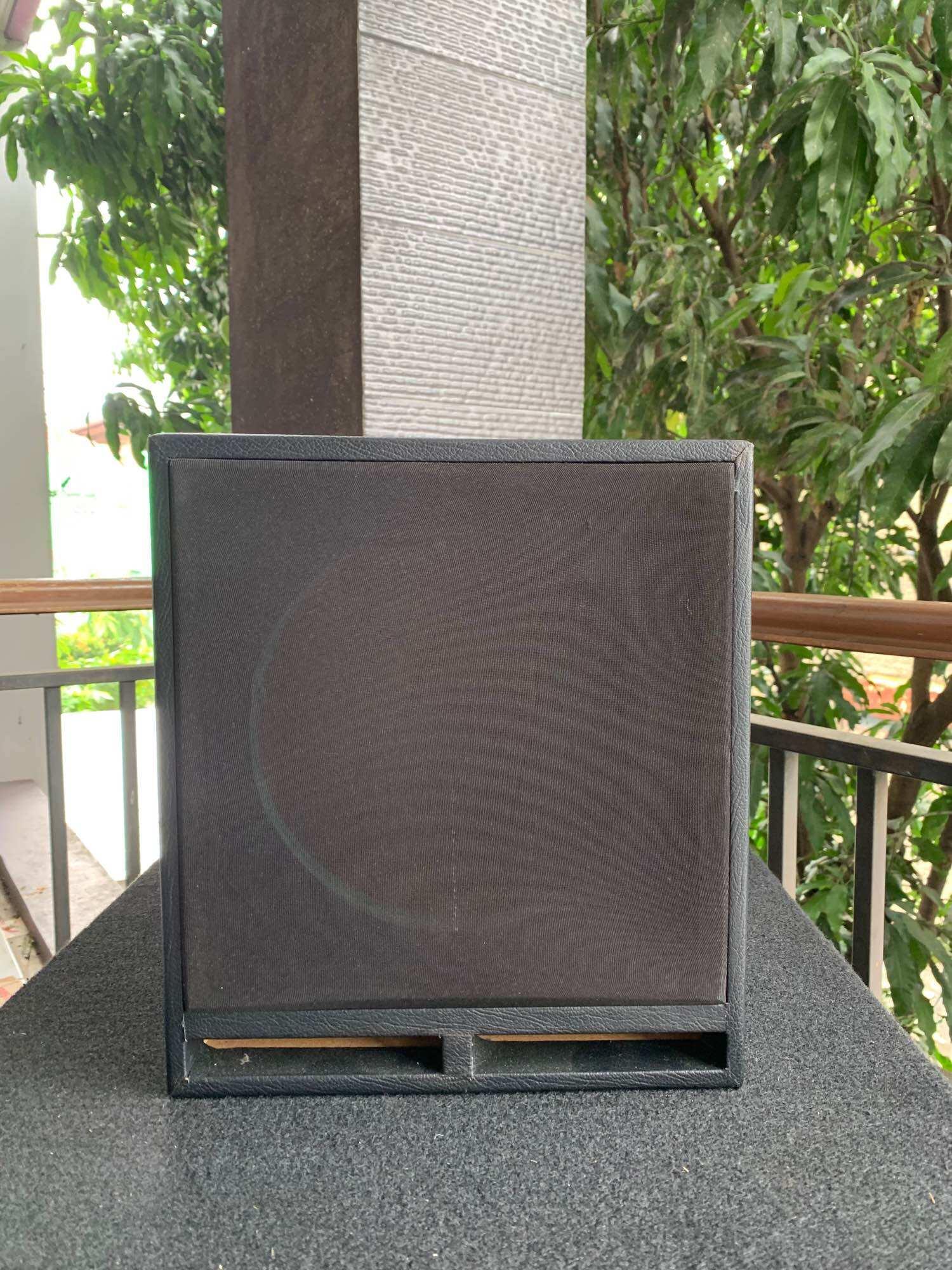 box subwoofer bass 12 inch tutup kain finishing oscar