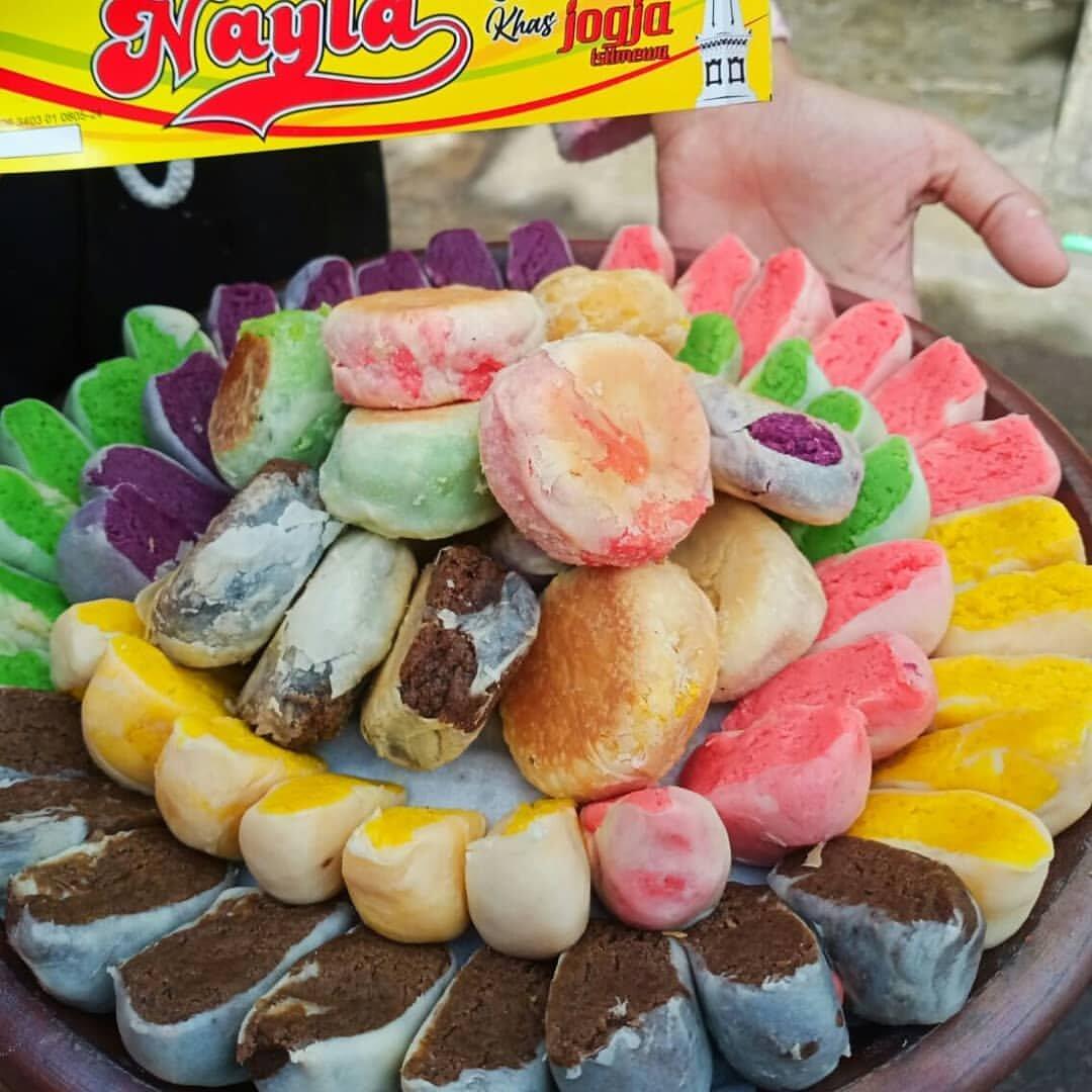 BAKPIA PATHOK NAYLA KERING ISI 20 ASLI JOGJA OLEH OLEH KHAS JOGJA MURAH BISA COD