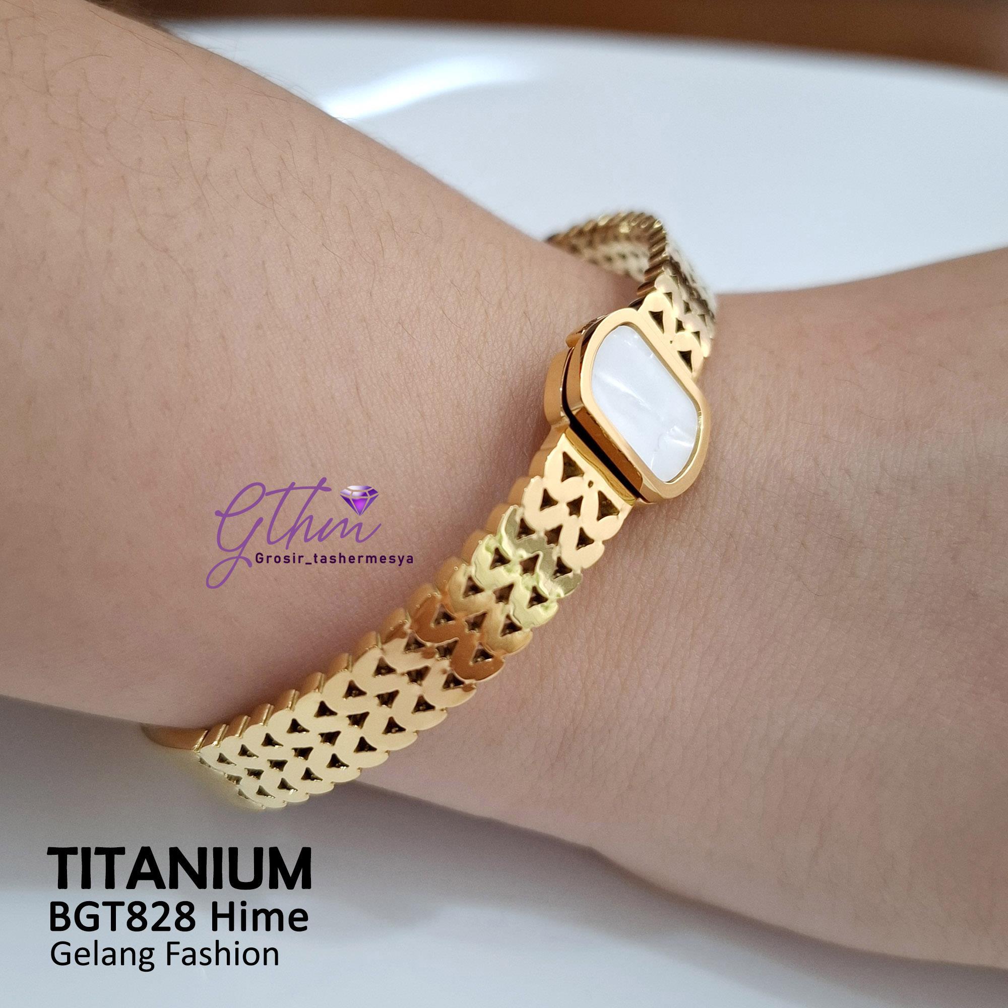 Gelang Emas Wanita Bangle Mewah Bahan Titanium Ori Elegan Perhiasan Fashion Kualitas Premium Anti Karat bgt828