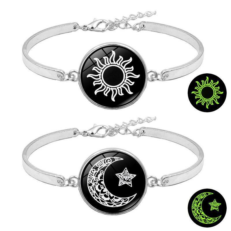 COD Gelang Bintang Bulan yang Menyala dalam Gelap Gelang Kulit Pasangan Gelang LDR Bergetar Jarak Jauh Dapat Ditekan Anda Dan Saya