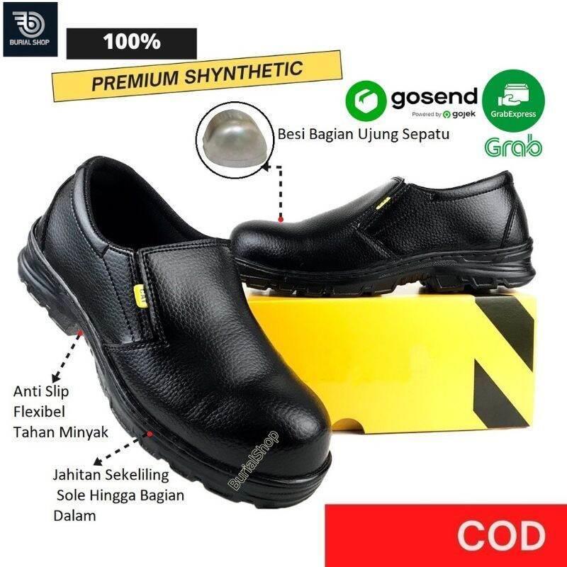Sepatu safety slip on pria / sepatu safety pria / sepatu safety kerja pria / sepatu safety pria tanpa tali / sepatu safety pria ujung besi / sepatu kerja sefty pria ujung besi hitam