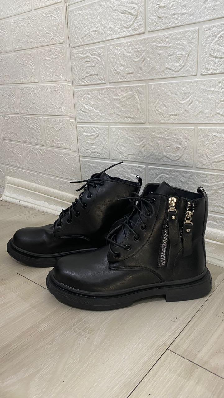 SS / Sepatu Boots Flats Wanita Kulit Premium Import 237