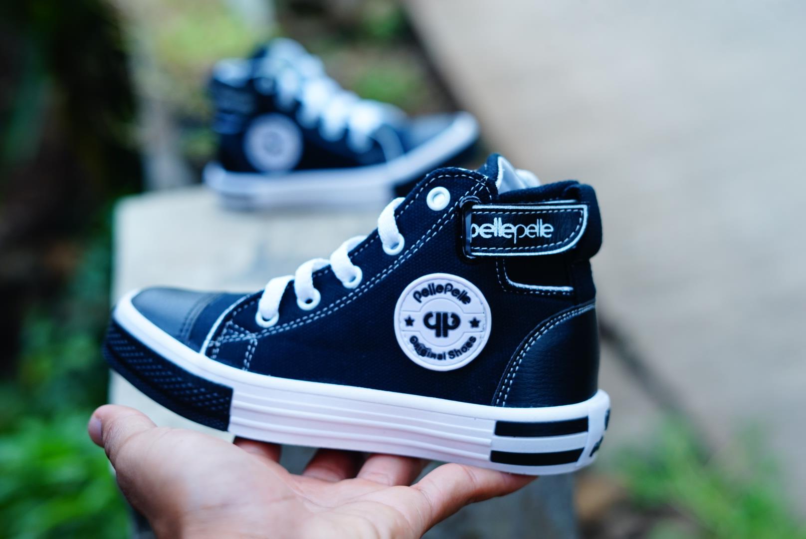 COD Sepatu anak sekolah/jalan jalan sepatu terbaru kode p01 Sepatu trandy keran terbaru Sepatu anak laki-laki/perempuan