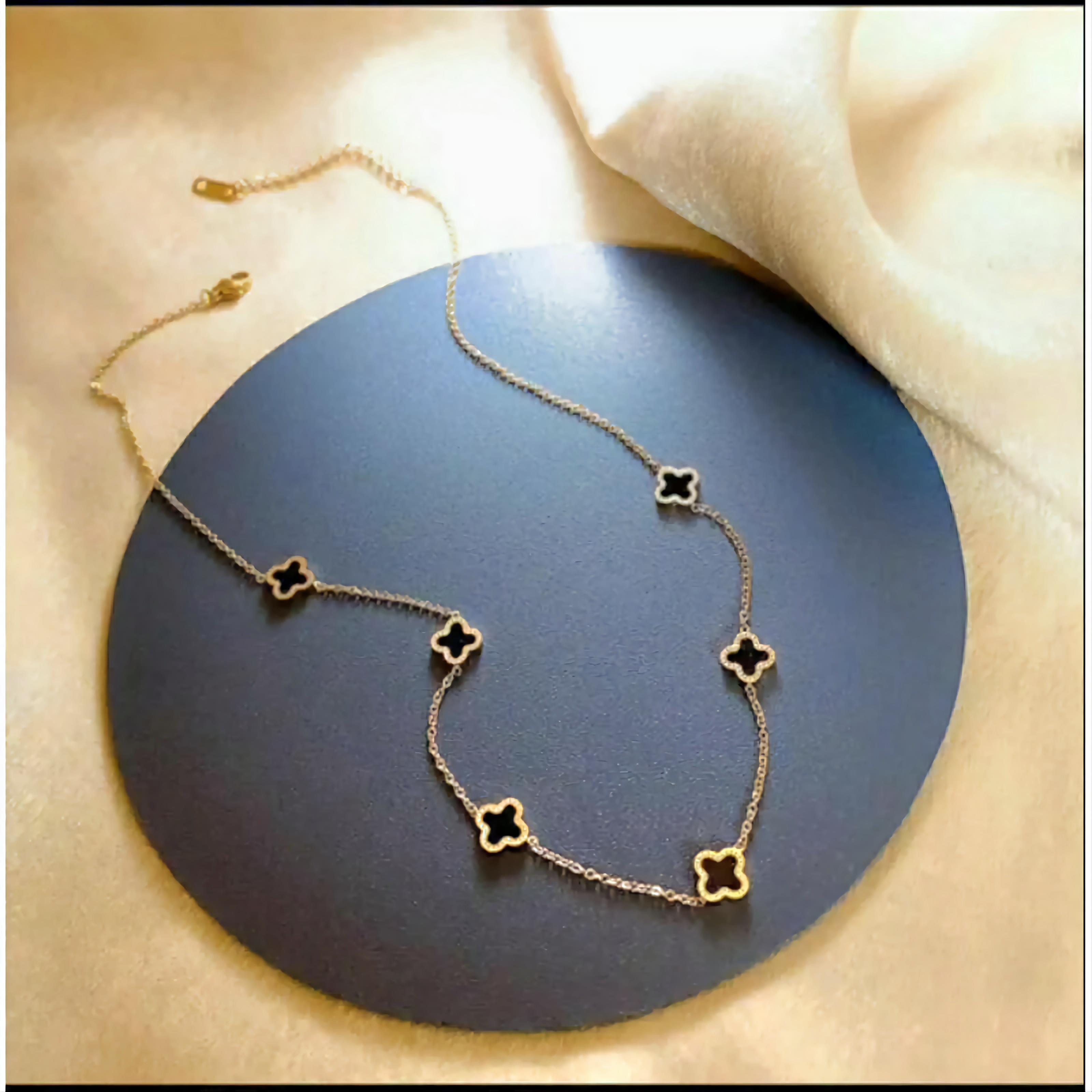 Kalung Rantai Titanium Clover Simple Korean Style Fashion