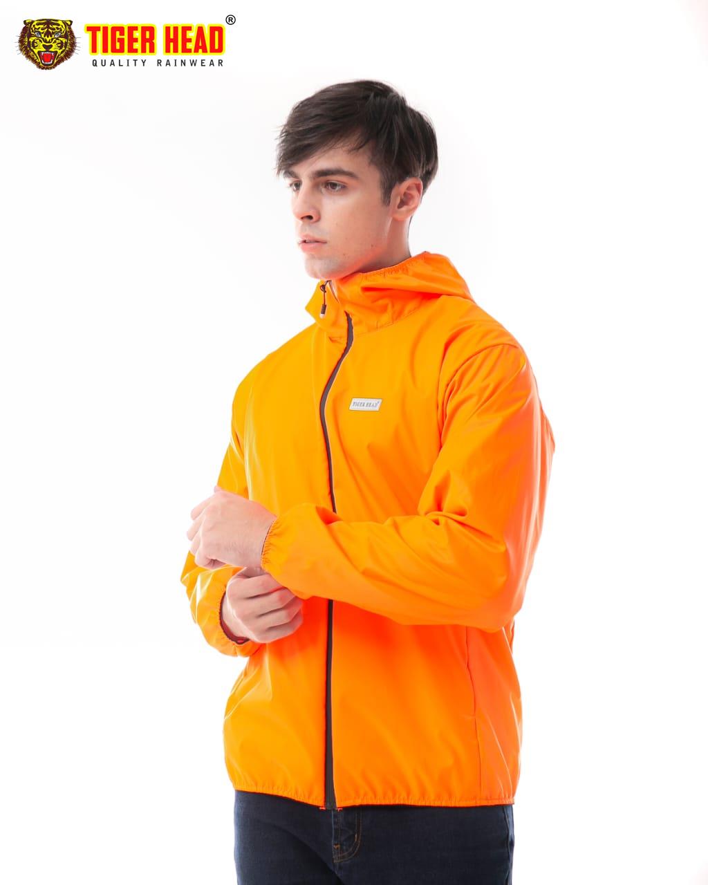 Jaket Olahraga Anti Angin dan Anti Air Pria Zion Tiger Head 70012