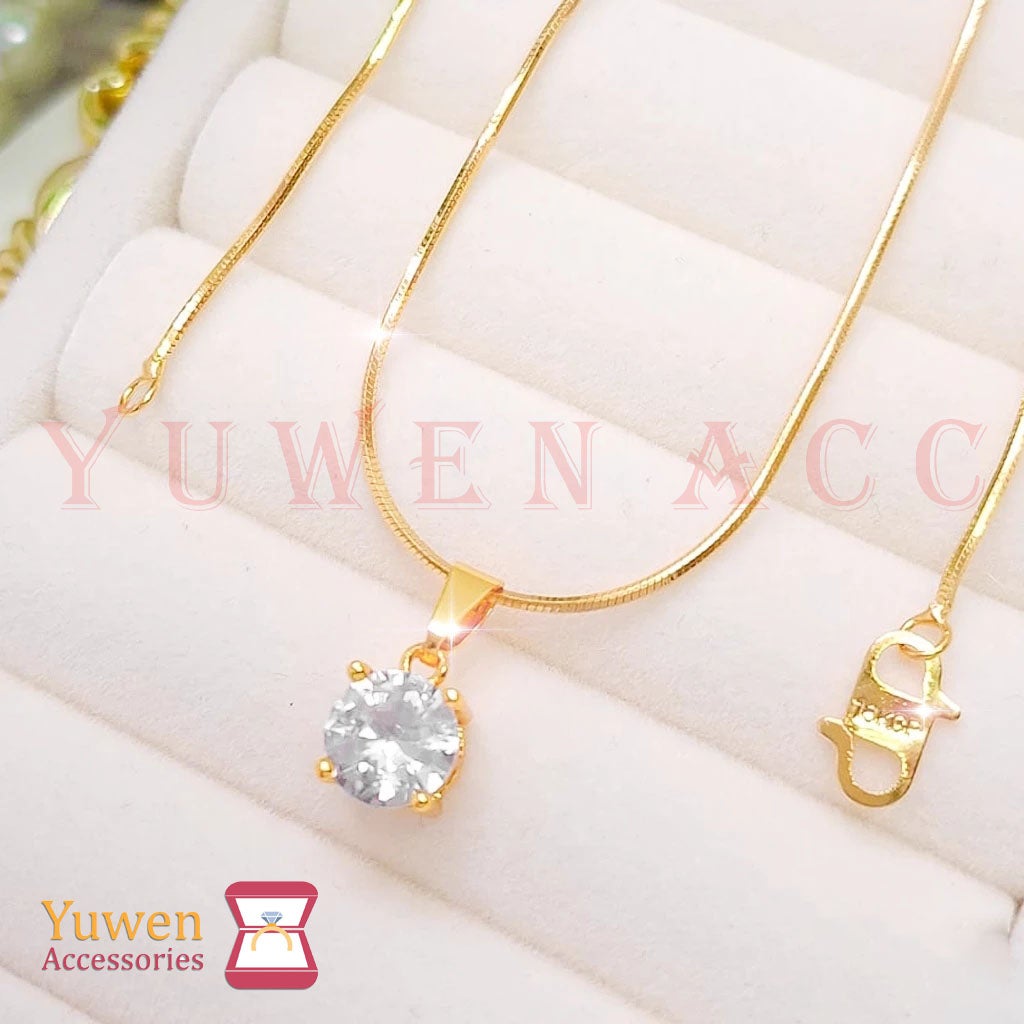 Kalung Fhasion Wanita Titanium Mata Satu Berlian