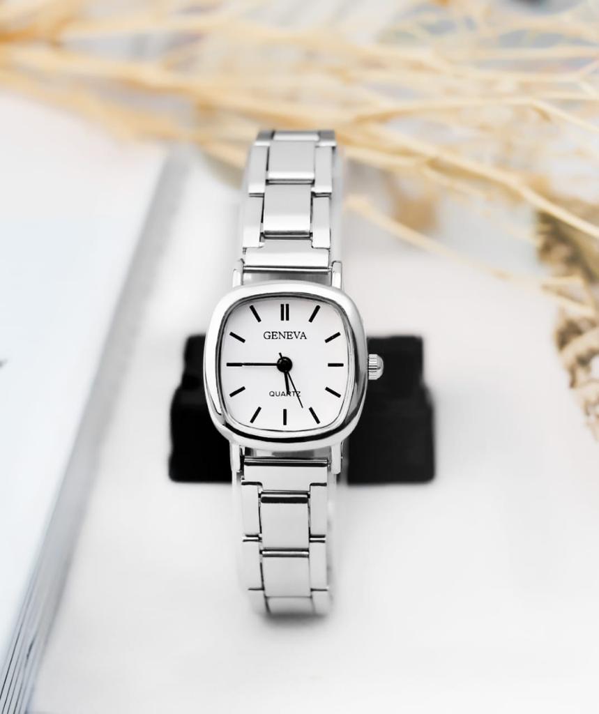 TJS Jam Tangan Wanita Analog Quartz Casual Fashion Strap Rantai Stainless Steel Couple Pria GN005