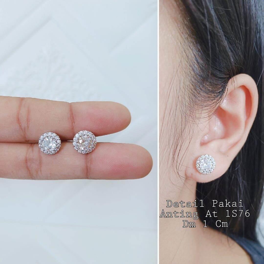 Anting Titanium Wanita Giwang Permata Mirip Berlian Mewah Anti Karat
