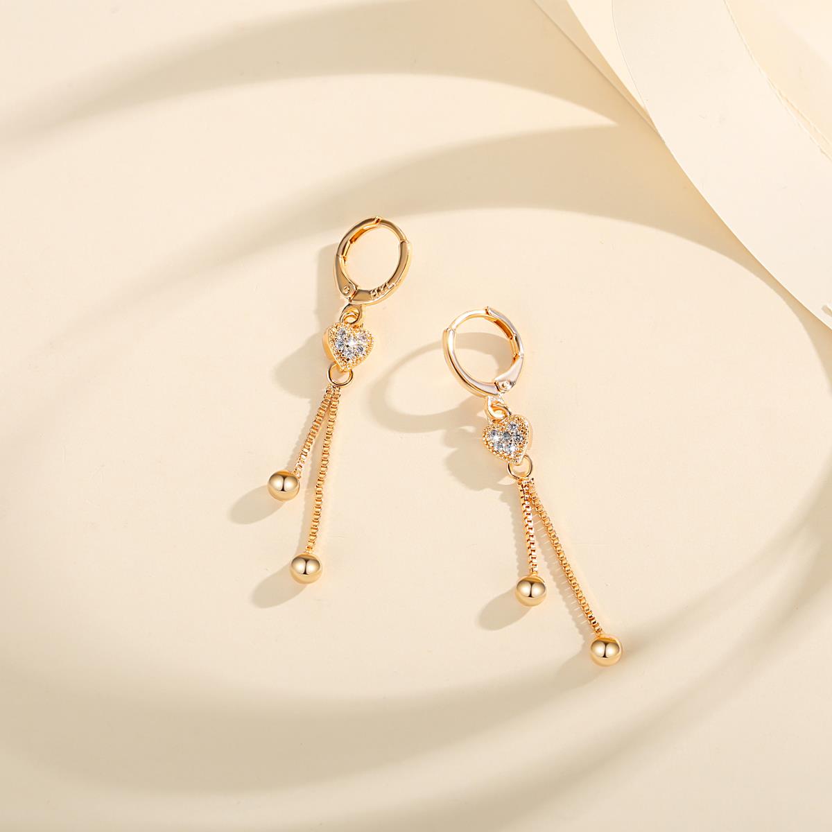 Y676 Anting Titanium Panjang Anti Karat Lapis Emas Pesta Anting Wanita Dewasa Korea Murah