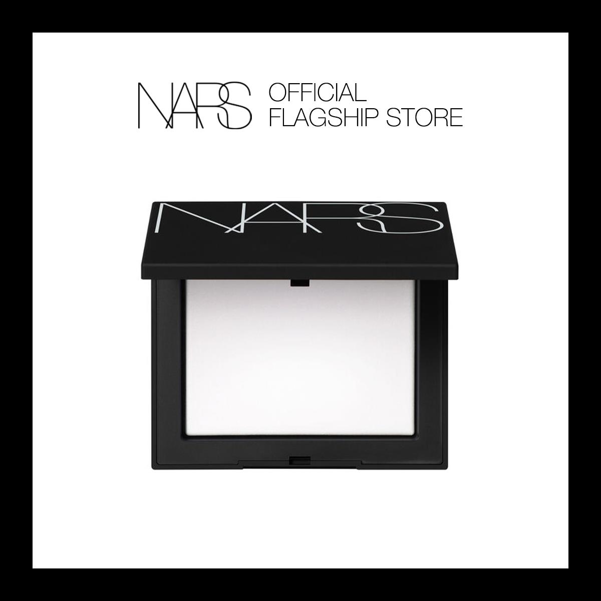 NARS Light Reflecting™ Setting Powder : Pressed - Bedak Padat yang lembut untuk mengunci makeup dengan hasil translucent untuk menutup pori pori diperkaya dengan vitamin E dengan Glycerin