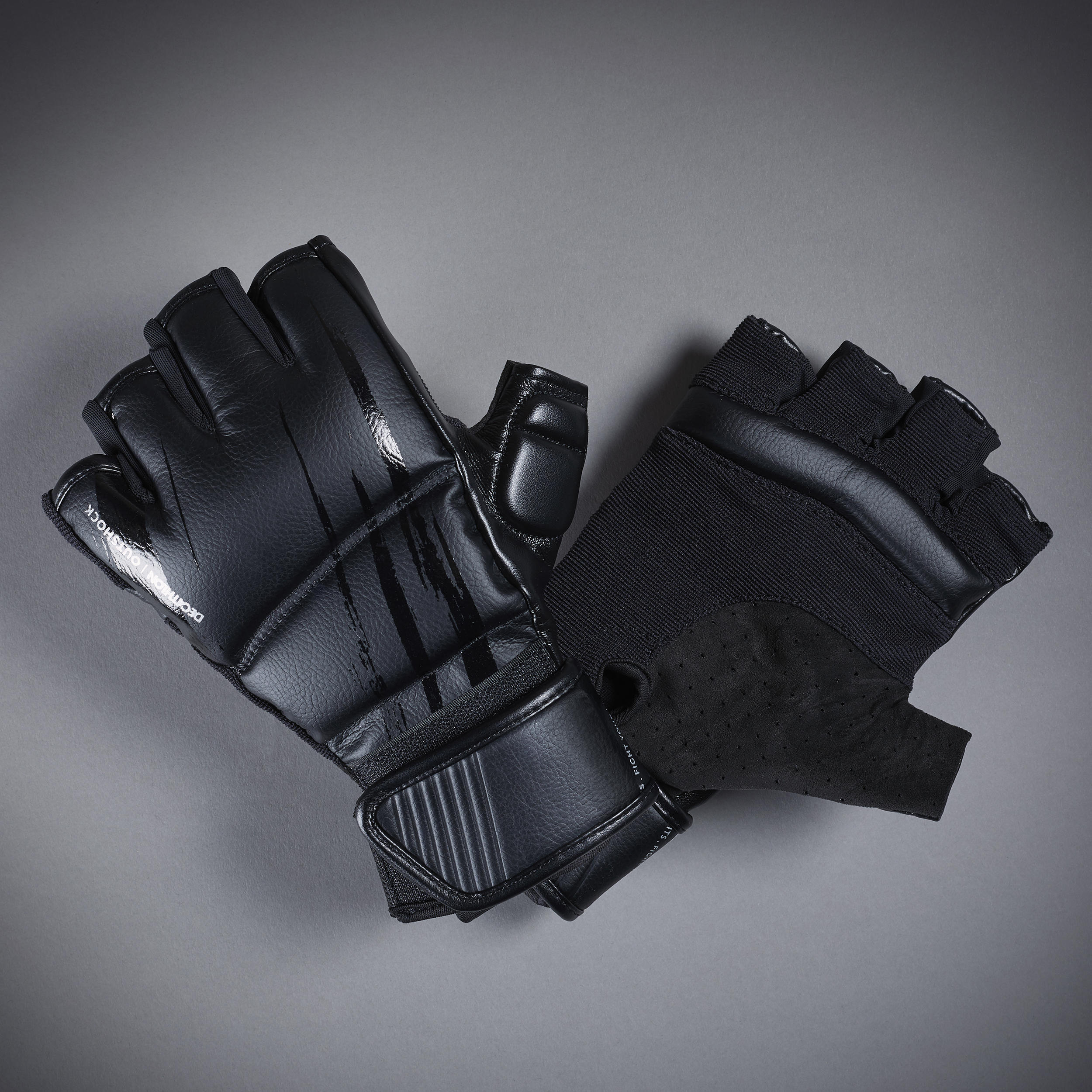 Decathlon Cardio Boxing Mitts 500 - Black Outshock