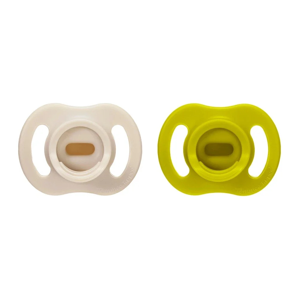 Tommee Tippee Ultra-Light Stayput Silicone Soother 6-18M 2Pack