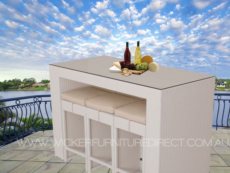 White Bristra Wicker Outdoor Furniture With Stools