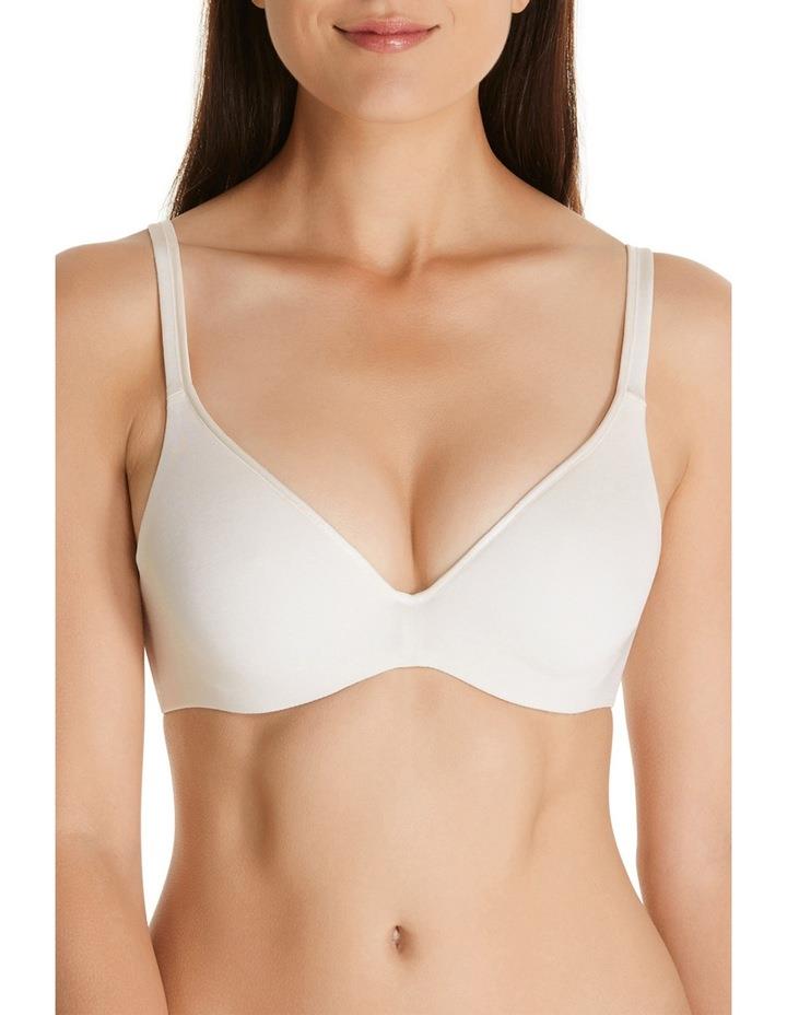 Berlei Barely There T-Shirt Bra in Ivory 10 D