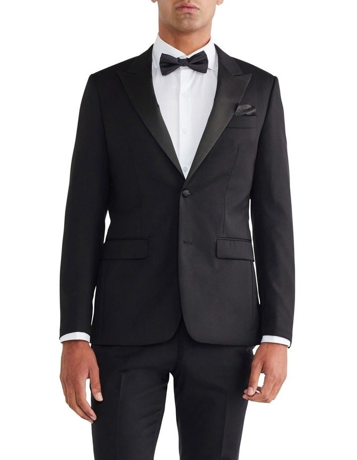 Van Heusen Slim Dinner Suit Jacket in Black 116R