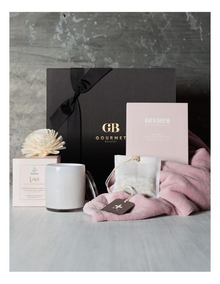 Gourmet Basket Snuggle Up Pamper Gift Hamper