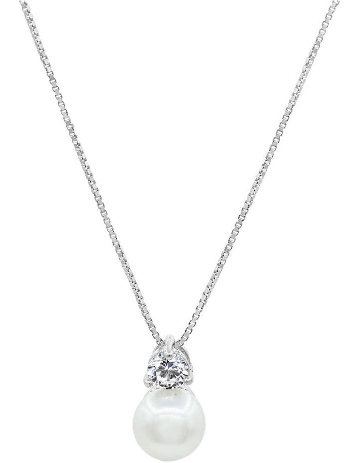 Pure Elements Radiance Pearl Necklace in White