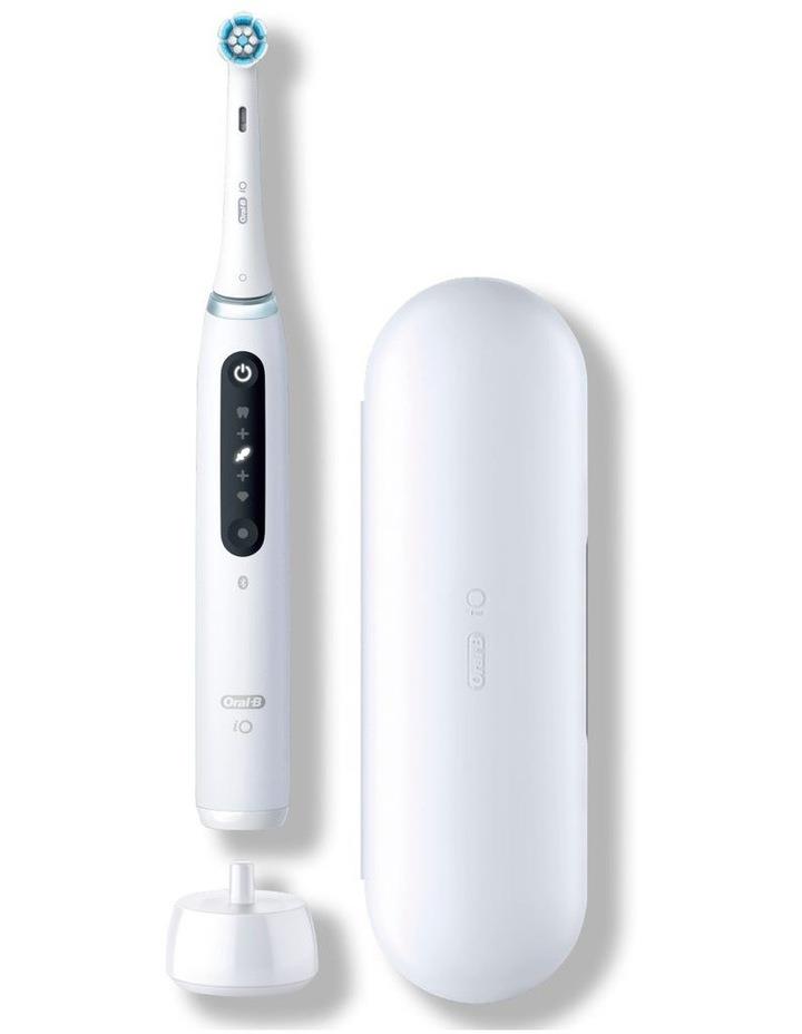 Oral-B iO Series 5 Electric Toothbrush & 1 Gentle Clean Refill in White