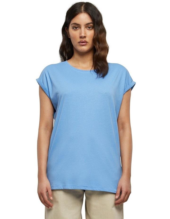 Urban Classics Extended Shoulder Tee in Horizon Blue Sky Blue S