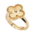 Marcs Clover Ring in Gold