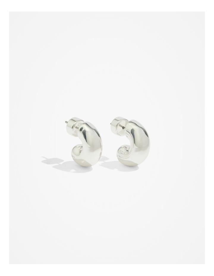 Country Road Small Round Hoop Earring in Silver Stone