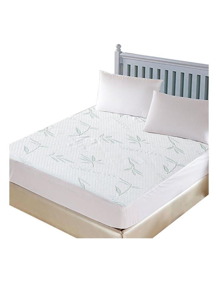DreamZ King Single Fully Fitted Bamboo Mattress Protector in White