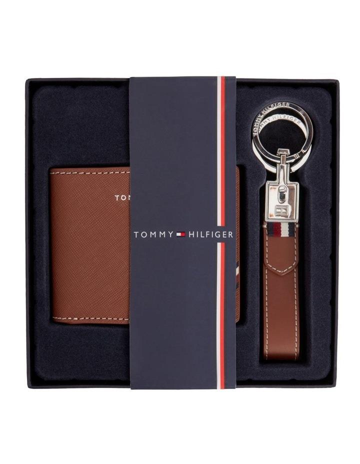 Tommy Hilfiger Leather Small Credit Card Wallet And Key Fob Gift Set in Brown Tan One Size