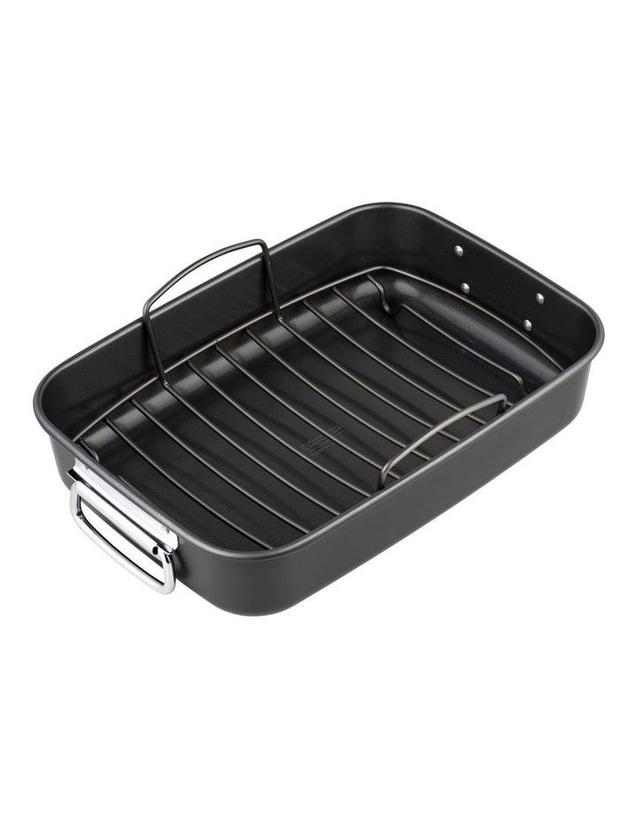 Maxwell & Williams BakerMaker Non-Stick Roaster With Rack 38x26cm Gift Boxed in Black