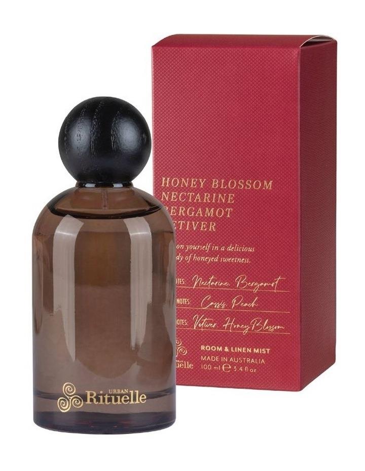 Urban Rituelle Apotheca Room & Linen Mist Honey Blossom 100ml in Maroon Red