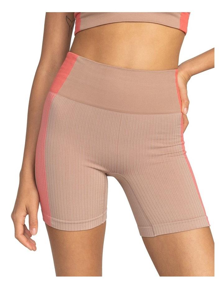 Roxy Chill Out Seamless Bike Shorts in Warm Taupe Brown XS/S