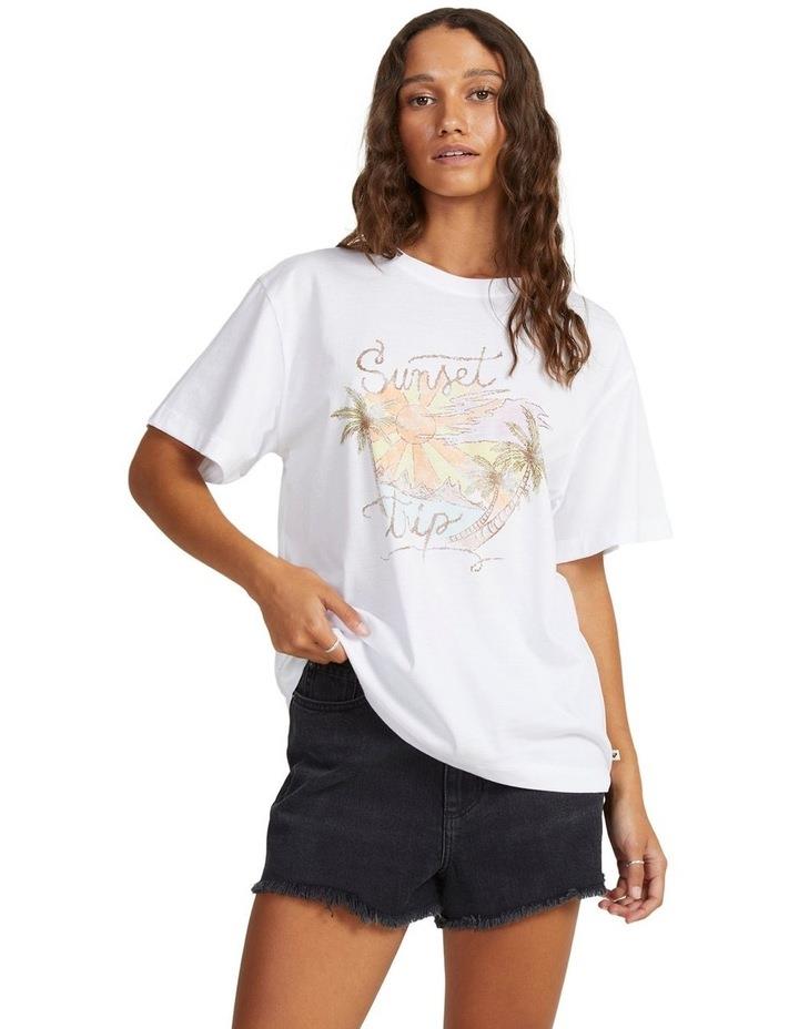 Roxy Back To Land Relaxed Boyfriend T-Shirt in Bright White M
