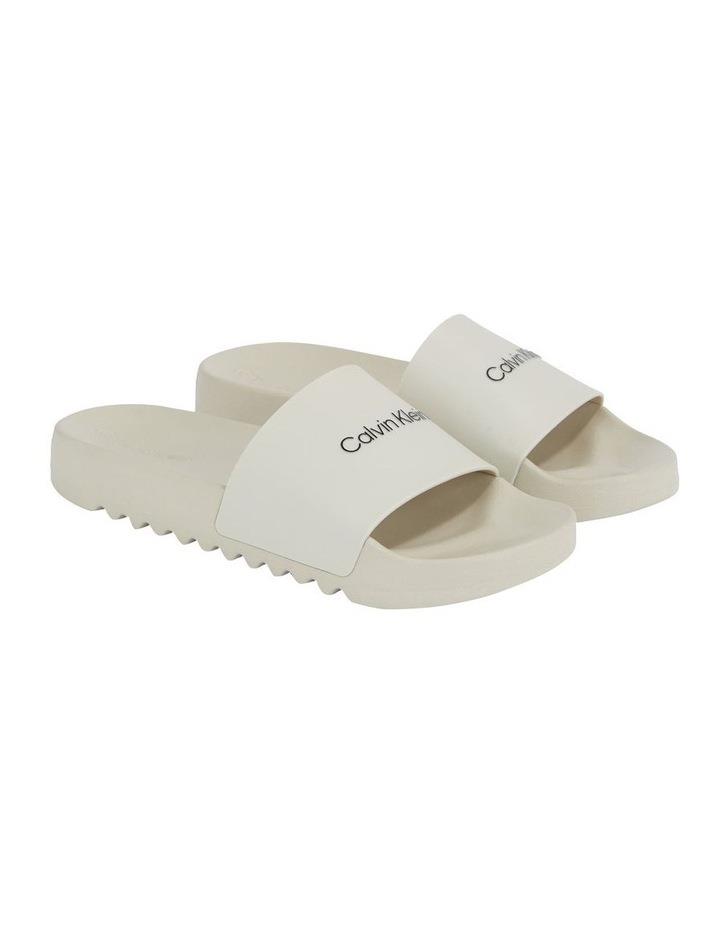 Calvin Klein Chunky Pool Slide Rubber in Feather Gray Cream 43
