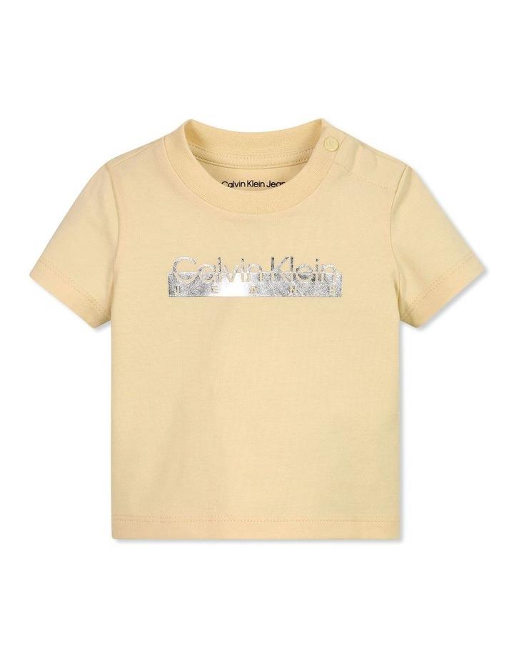 Calvin Klein Jeans Metallic Hero Logo T-shirt (0-2 Years) in Vanilla Yellow 3-6 Months