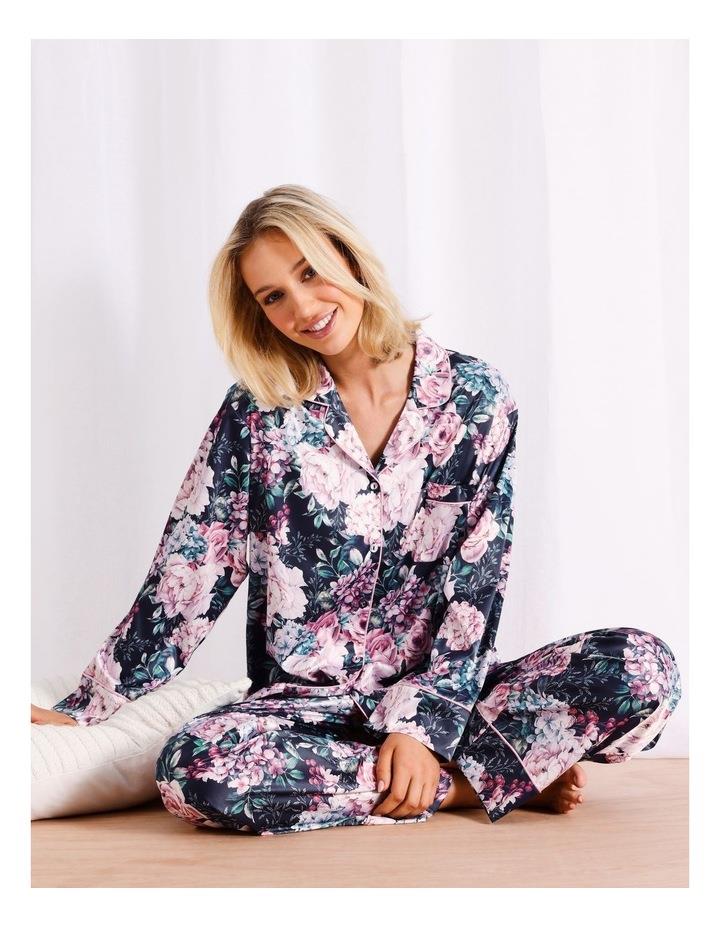 Chloe & Lola Luxe Satin Long Sleeve Pyjama Set in Floral Navy Multi XS