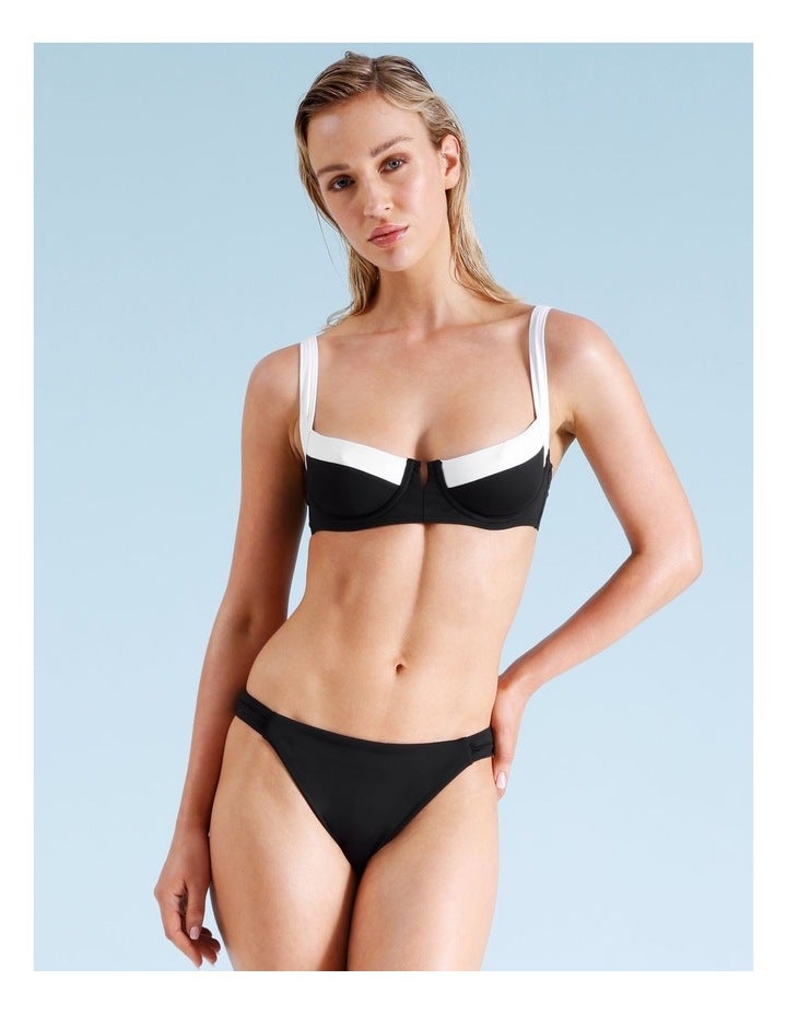 Chloe & Lola Jada Bikini Bottom in Black 16