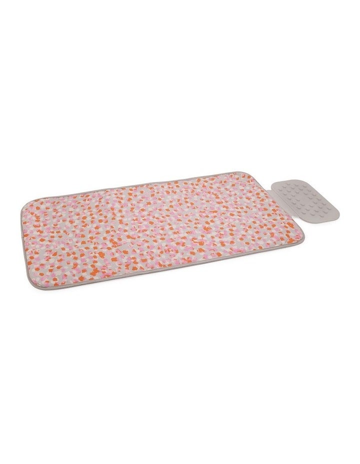 Joseph Joseph Ironing Mat 90 x 47 cm in Pink