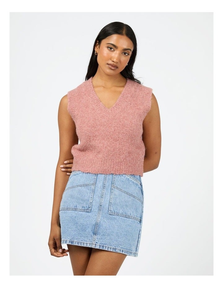 All About Eve Leah Knit Vest in Quartz Pink Lt Pink 12