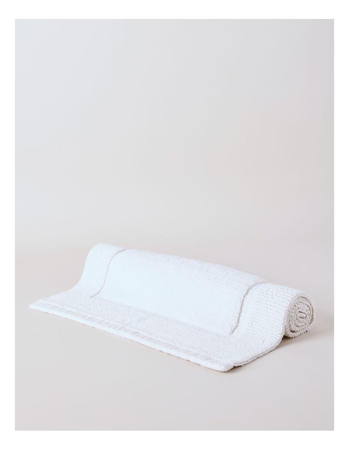 Heritage Classic Bath Mat in White Bath Mat