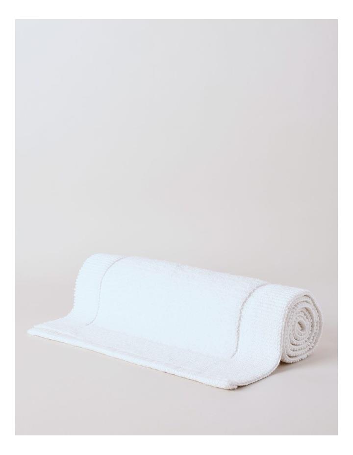Heritage Classic Runner in White Bath Mat
