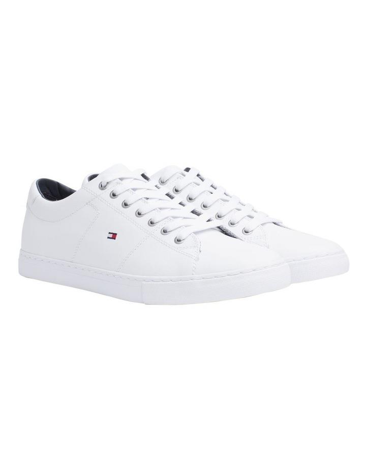 Tommy Hilfiger Essential Leather Trainer Sneaker in White 41