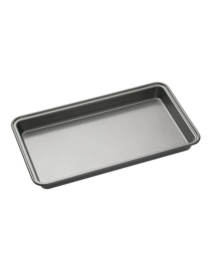 MasterCraft Heavy Base Brownie Pan 34x20cm in Carbon Black