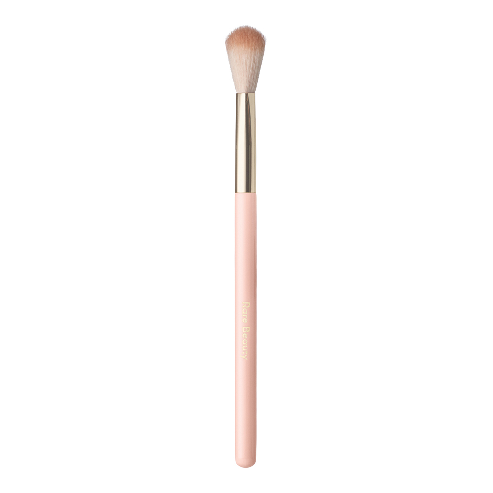 Rare Beauty Positive Light Precision Highlighter Brush