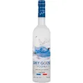GREY GOOSE Premium French Vodka, Made from The Finest French Single-Origin Wheat & Natural Spring Water, Soft & Well Rounded Spirit, Ideal for Cocktails, 40% ABV, 700ml