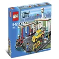 LEGO City Service Station Limited Edition (7993)