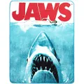 Silver Buffalo Jaws Great White Shark Throw Fleece Blanket - 114.3 x 152.4 cm | Soft, Cosy, and Fearlessly Stylish