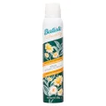 Batiste Naturally Dry Shampoo - Plant-Powered - Absorbs Oil & Instantly Refresh your Hair - 100% Natural Extracts - No Dyes or Sulphates - No white residue - Hair Care - Hair & Beauty Products- Light Scent Green Tea & Chamomile - 200ml